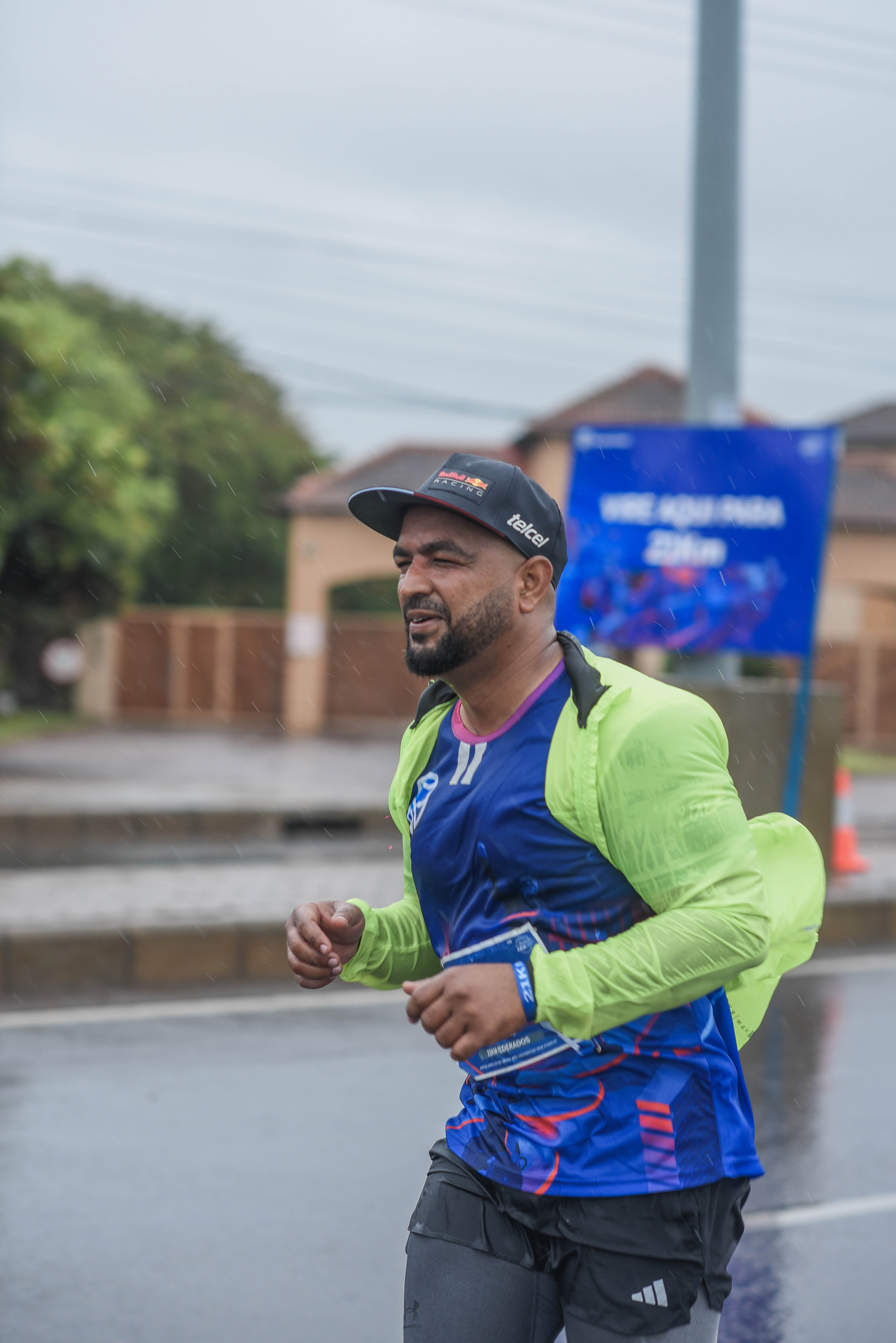105Corrida Azul.jpg